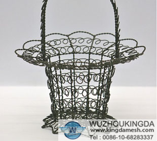 Tall wire basket