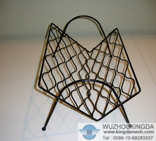 Wire mesh book rack