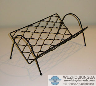Wire mesh book rack