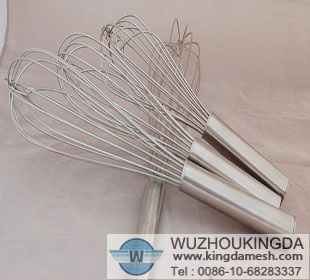 Wire mesh egg beaters