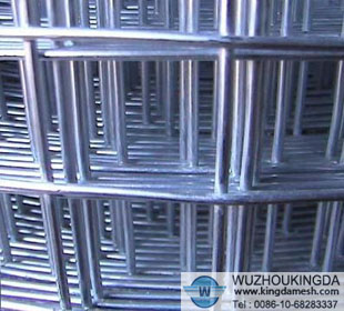 Welded wire mesh barriers 