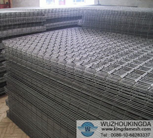 Welded mesh panels