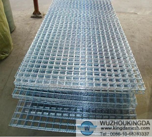 Wire mesh panels