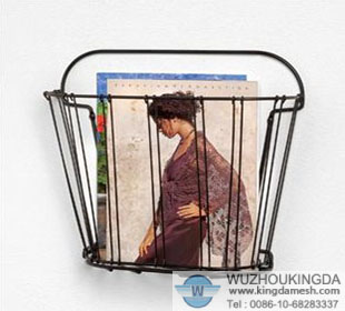 Wire wall magazine rack