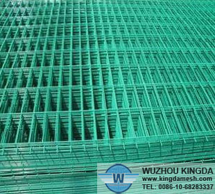 Green PVC coated welded wire mesh