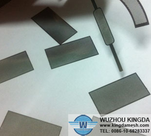 Electronic etching mesh