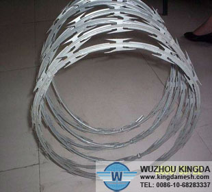 Hot dipped galvanized razor wire