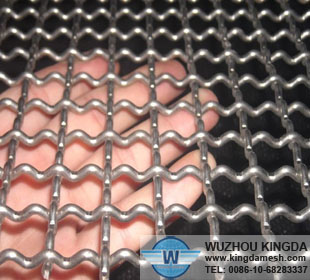 Galvanized crimped wire netting