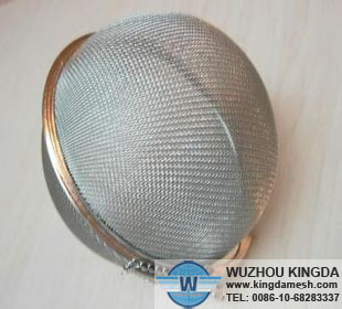 Mesh tea strainer