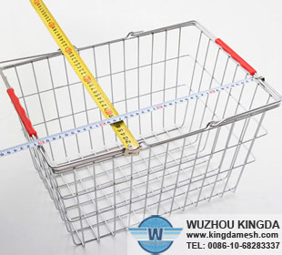 Wire mesh basket with handle