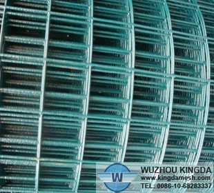 PVC coated welded wire roll