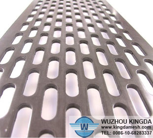 Slotted hole perforated plate