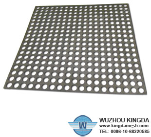 Perforatedd aluminum sheeting