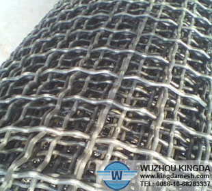 Heavy crimped wire mesh