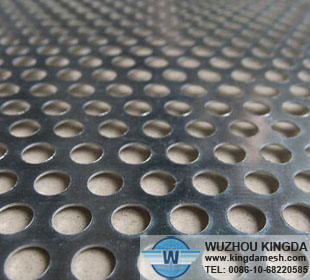 Perforated metal screen sheet