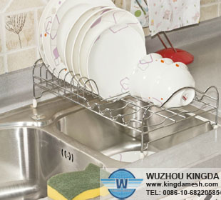 Dish racks and drainers