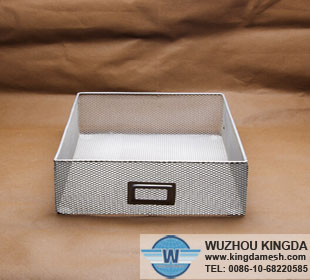 Wire mesh file basket