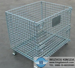 Wire mesh container stacking