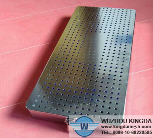 Rectangular perforated metal baskets