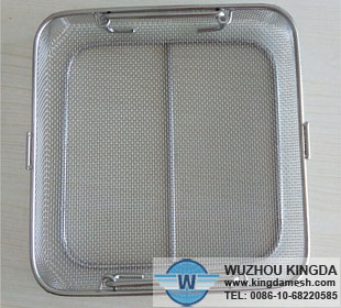 Sterilizing tray with handles