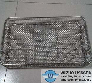 Sterilizing tray with handles