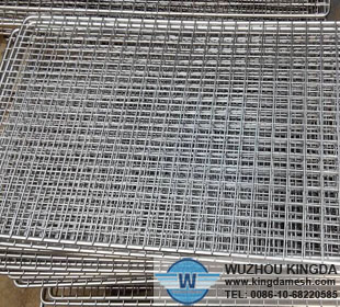 Barbecue grill racks