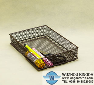 Mesh pen tray