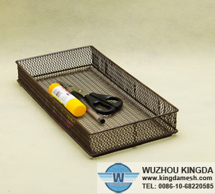 Mesh pen tray