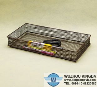 Mesh pen tray