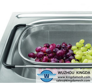 Wire mesh food tray