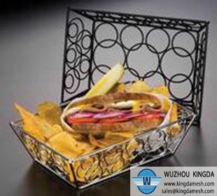 Metal food basket