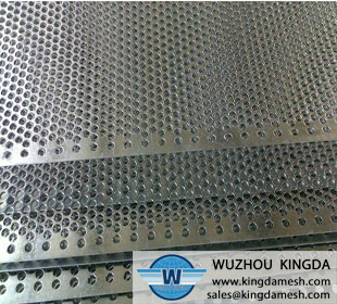 304-Stainless-Steel-Perforated-Metal-Sheet-1