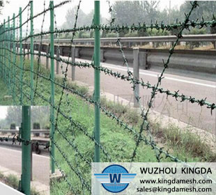 PVC-barbed-wire-mesh-2