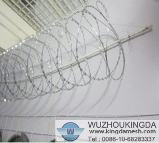 Galvanized razor wire fence