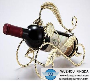 Single bottle wire wine rack