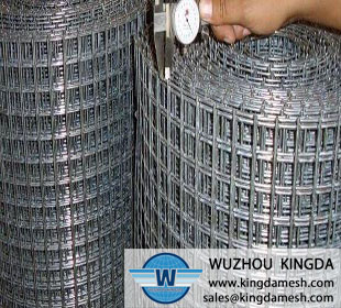 Square hole welded wire mesh