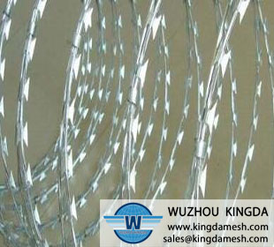 Barbed stainless steel wire mesh