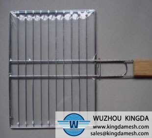 Wire mesh barbecue grill