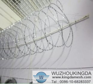 Anti climb spikes barbed razor wire