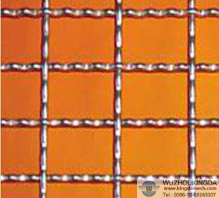 Pre-crimped wire cloth