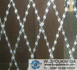 Galvanized welded razor wire mesh