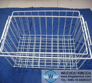 Wire refrigerator basket