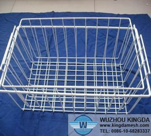 Wire refrigerator basket