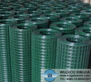 PVC coated welded wire roll