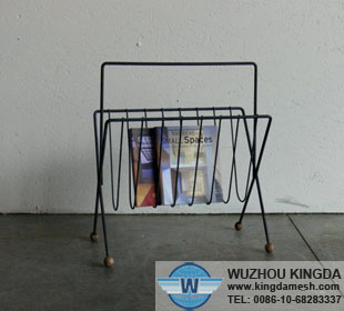 Metal magazine rack