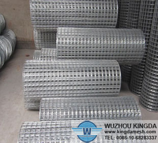 Stainless steel welded wire mesh roll