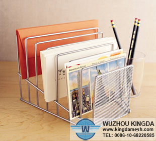 Mesh desk organizer