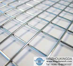 Stainless steel welded wire mesh