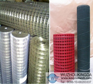 Welded wire mesh rolls