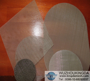 Wire mesh filter